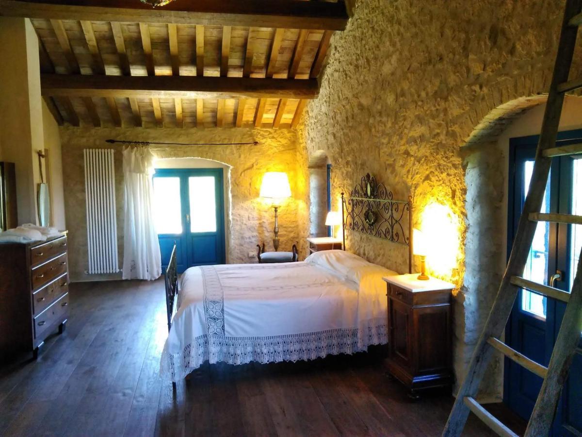 La Casa Dalle Finestre Blu Abbateggio Екстериор снимка
